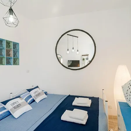 شقة Guesthost - Stella Marina Di Sanremo! Lovely Flat سانريمو